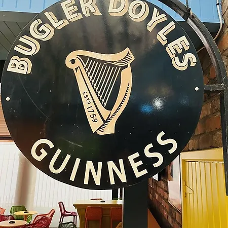 Πανσιόν Bugler Doyles Bar & Townhouse Γουέξφορντ