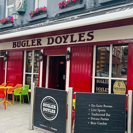 Bugler Doyles Bar & Townhouse Πανσιόν