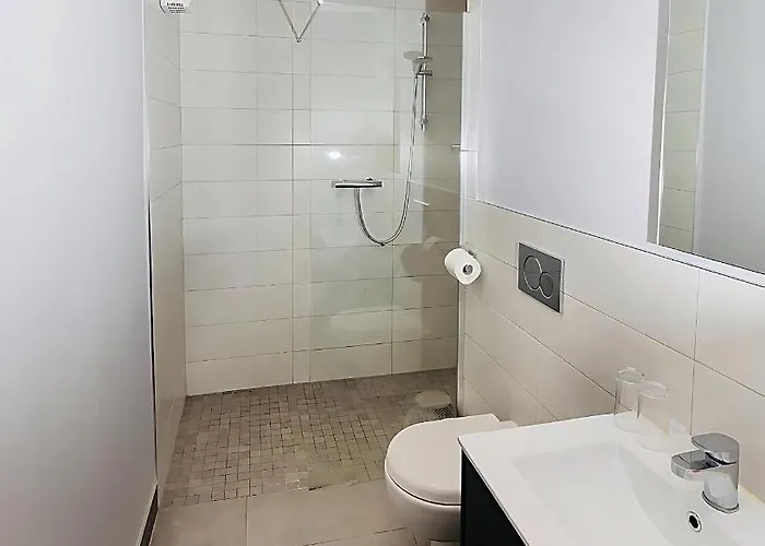 Bugler Doyles Bar & Townhouse Penzion 3*